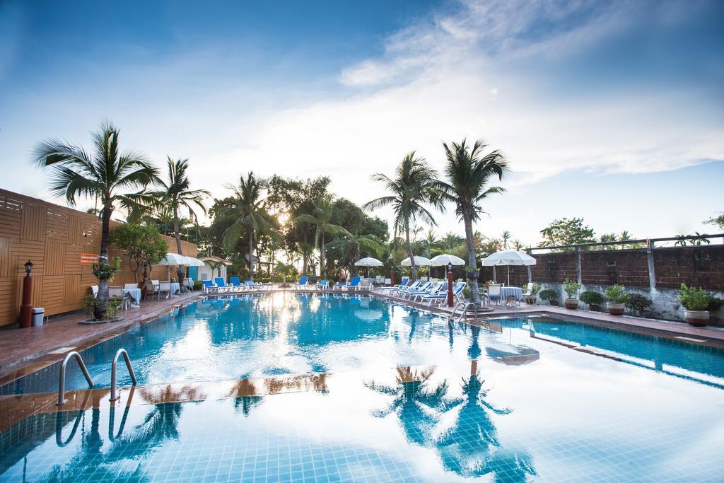 Twin Palms Resort Pattaya, Sha Extra Plus Certified Buitenkant foto