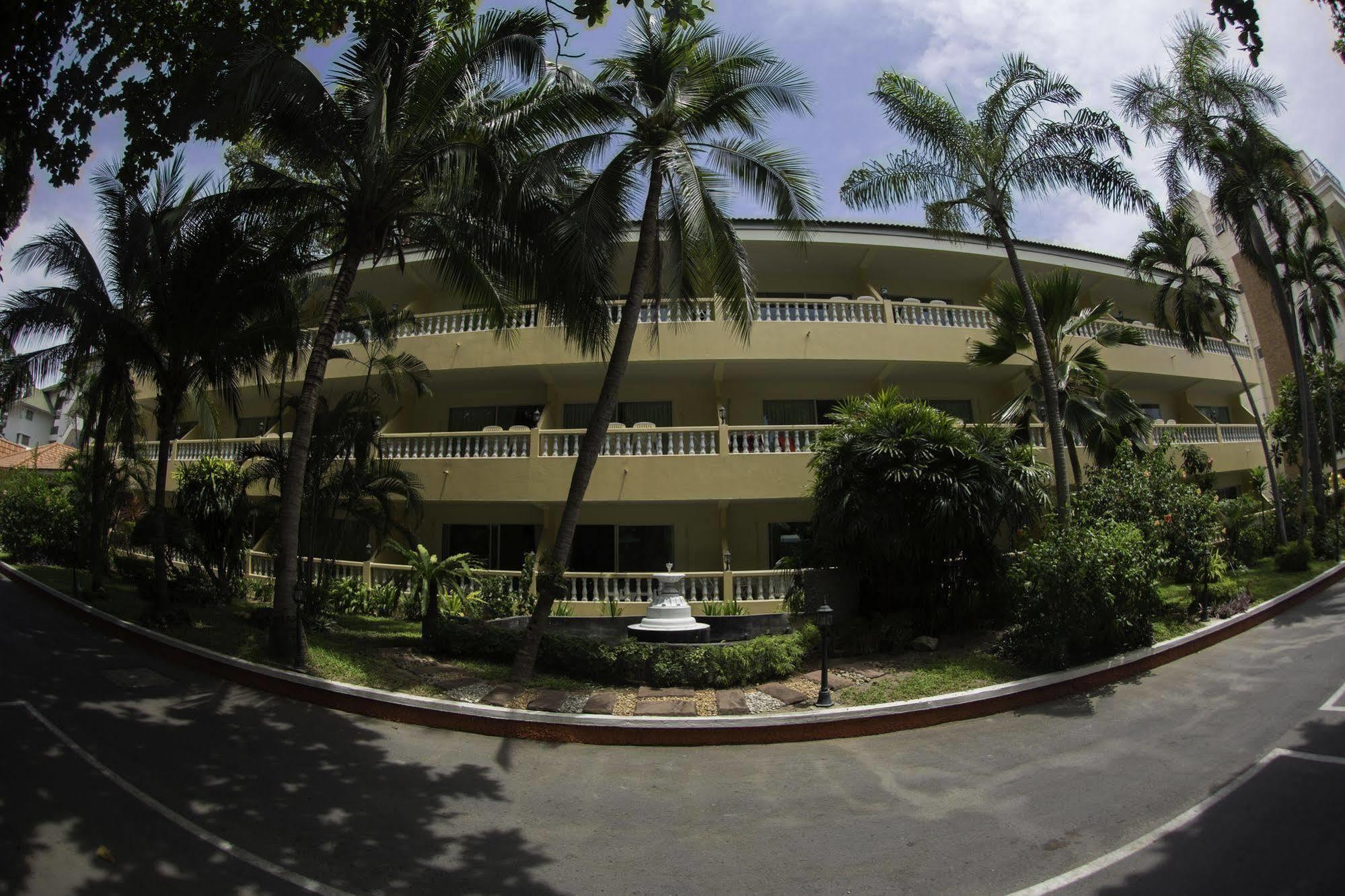 Twin Palms Resort Pattaya, Sha Extra Plus Certified Buitenkant foto