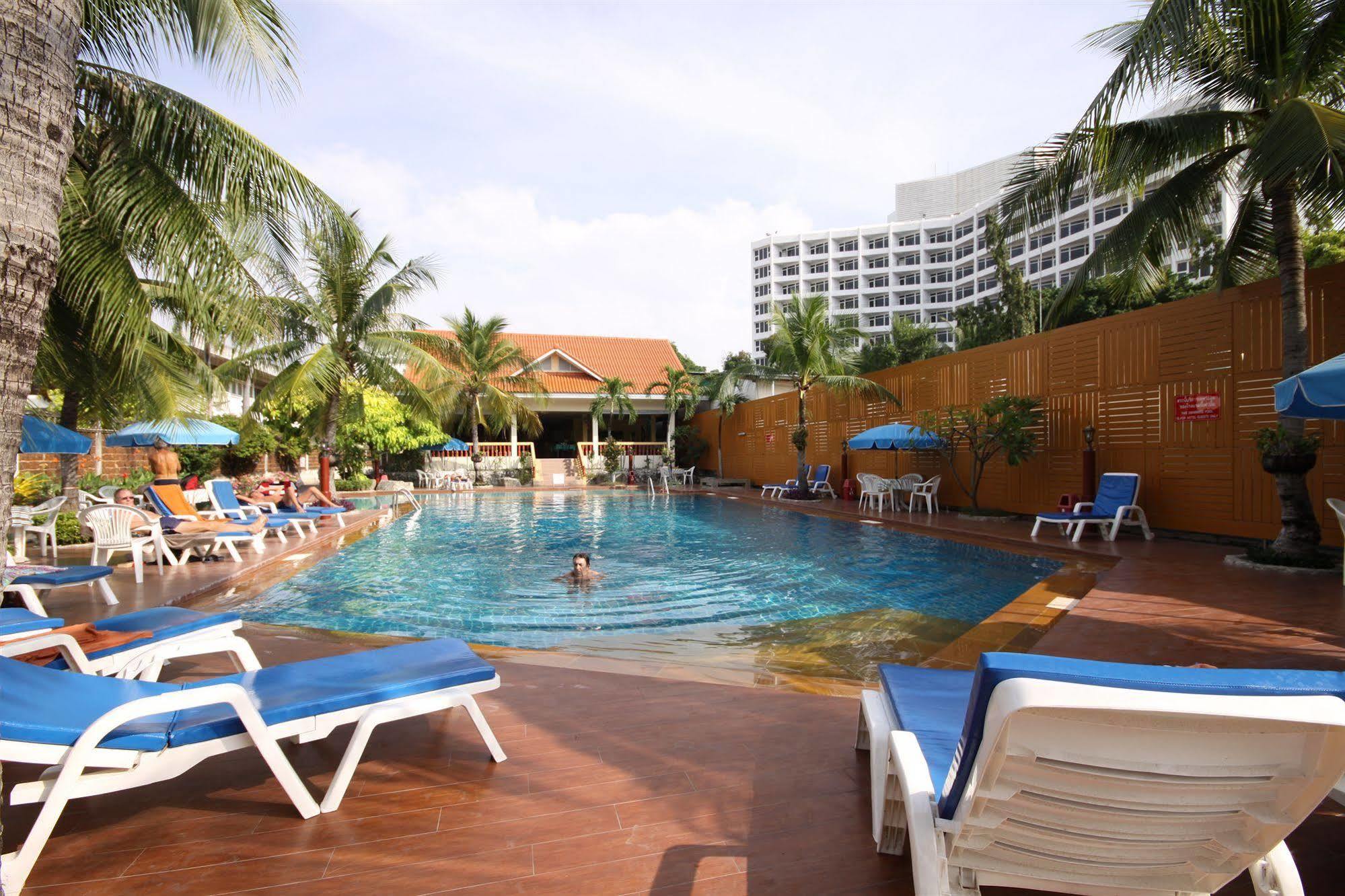 Twin Palms Resort Pattaya, Sha Extra Plus Certified Buitenkant foto